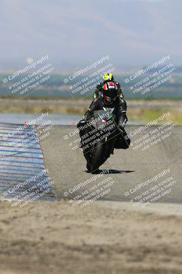 media/Jun-14-2025-Lets Ride (Sat) [[c36d48699a]]/B Group/1120am (Grapevine)/